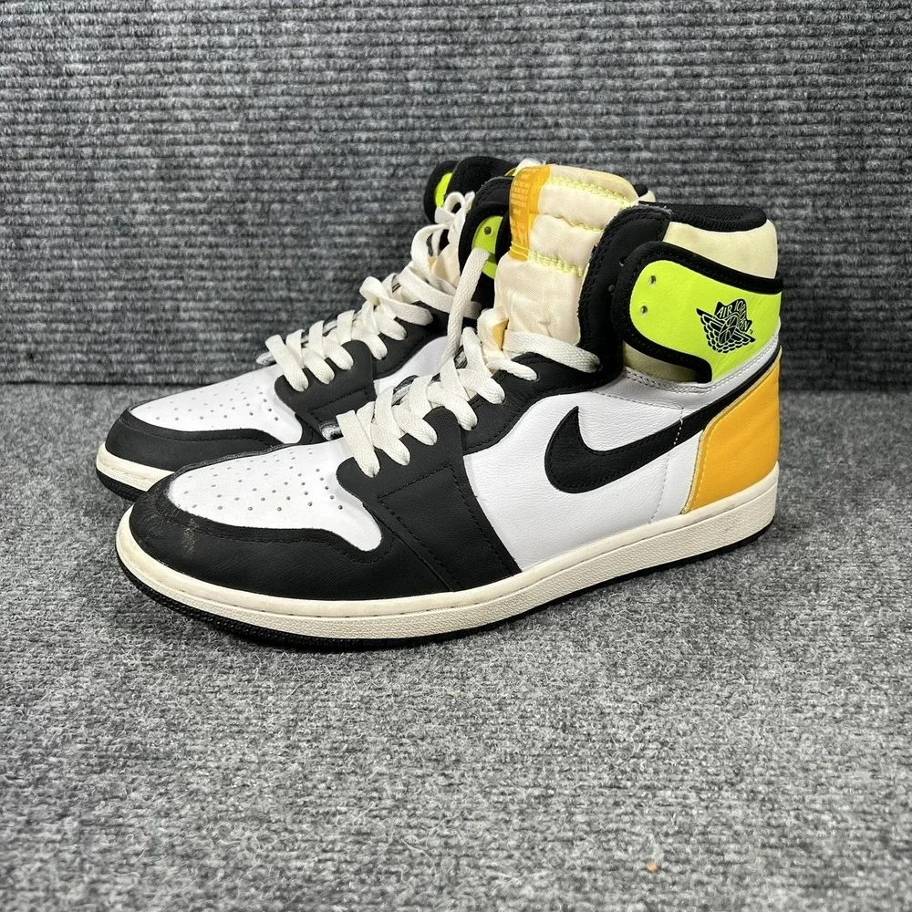 Nike Air Jordan 1 Retro High Volt Gold Shoes Mens Size 11‎ Multicolor 555088-118